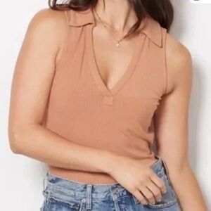 Evereve Tan Polo Ribbed Collared Sleeveless Top